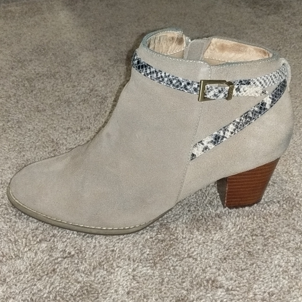 Vionic Booties - image 4